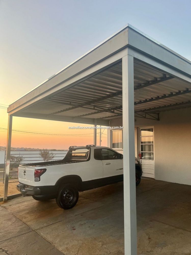 Casa em Condomínio Santa Isabel 2 dormitorios 2 banheiros 2 vagas na garagem