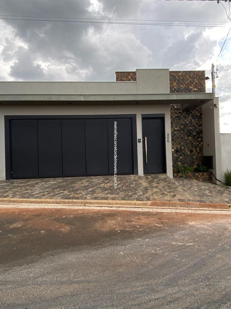 Casa Padrão Parque da Barra 3 dormitorios 3 banheiros 2 vagas na garagem