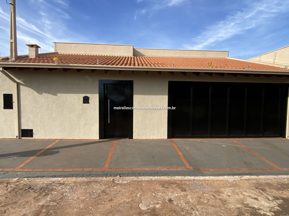 Casa Padrão Portal do Primavera 3 dormitorios 4 banheiros 2 vagas na garagem